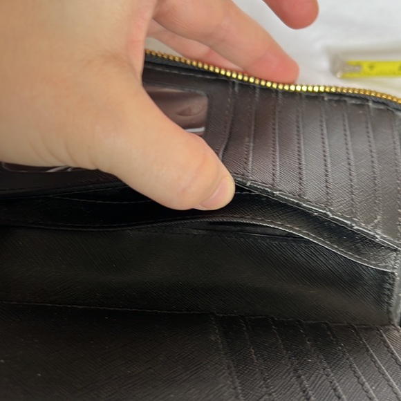 Michael Kors Wrist Wallet *Free Shipping* - Picture 10 of 12